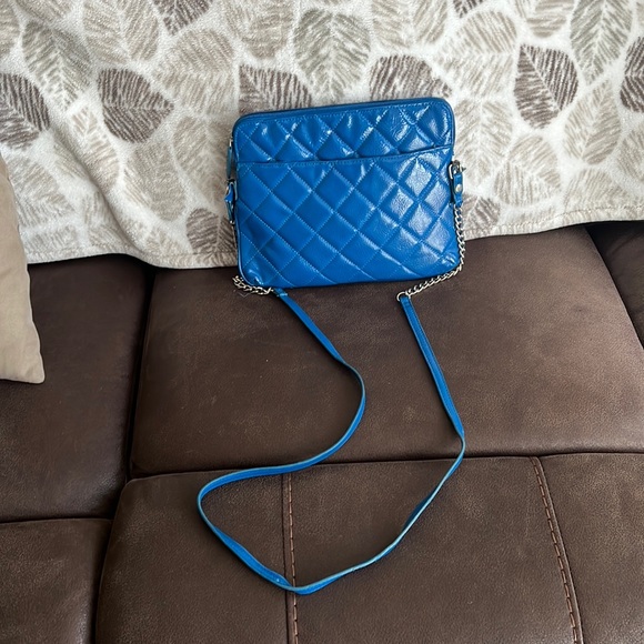 Kenneth Cole - Picture 2 of 2